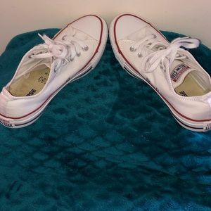 Womens All Star Converse Size 9